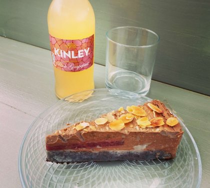 Mindenmentes Gyümölcsös Csokoládé Torta