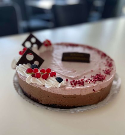 Málna-Belgacsokoládé Torta